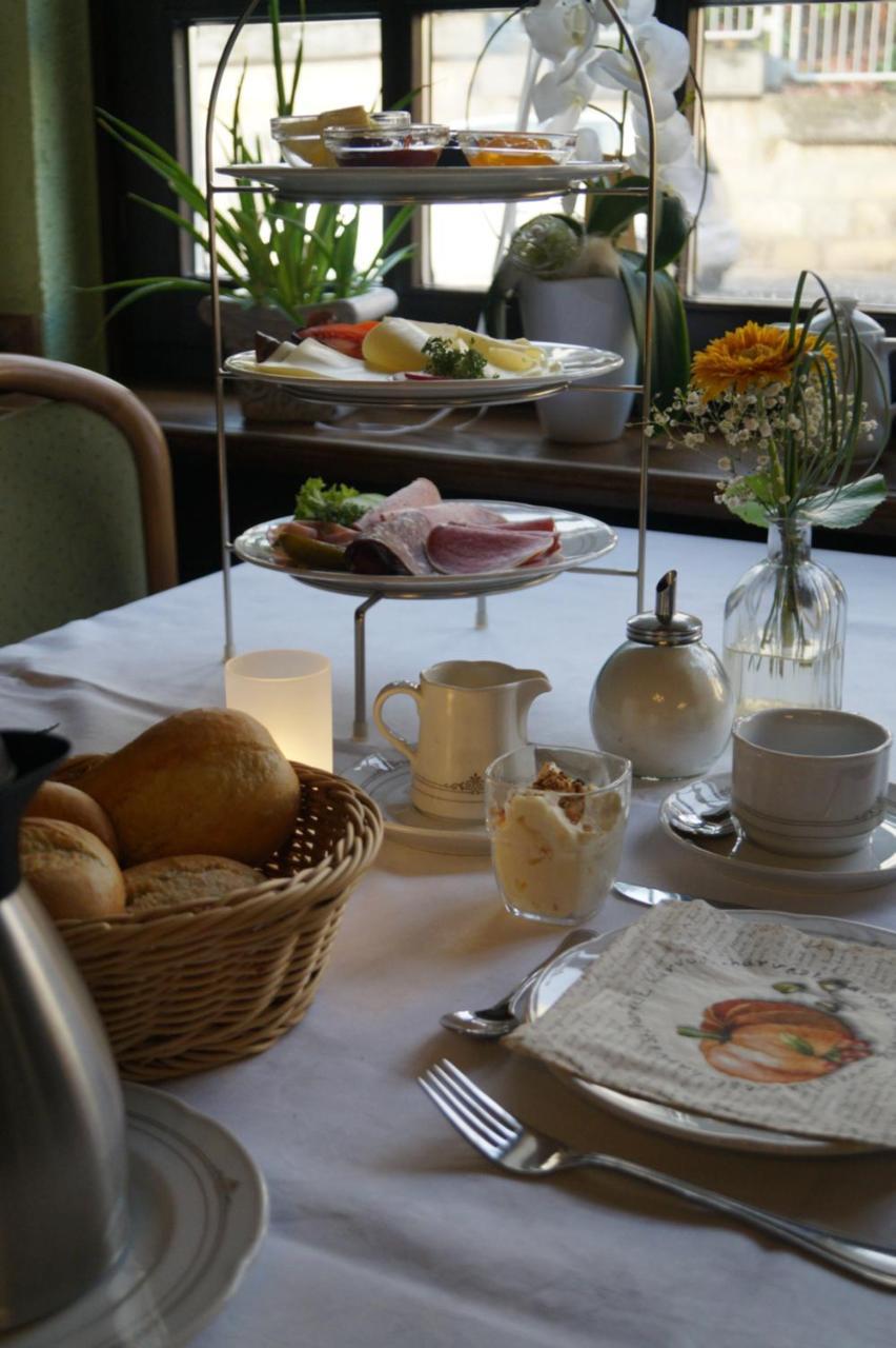 Luis Hotel